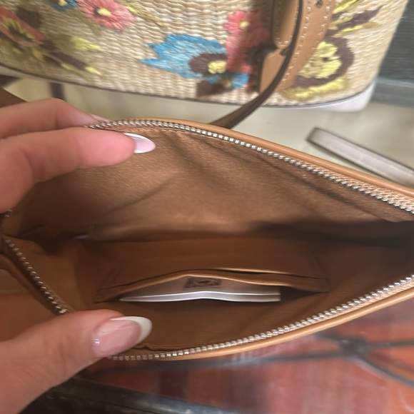 Coach straw floral embroidery purse and wristlet - Picture 9 of 10